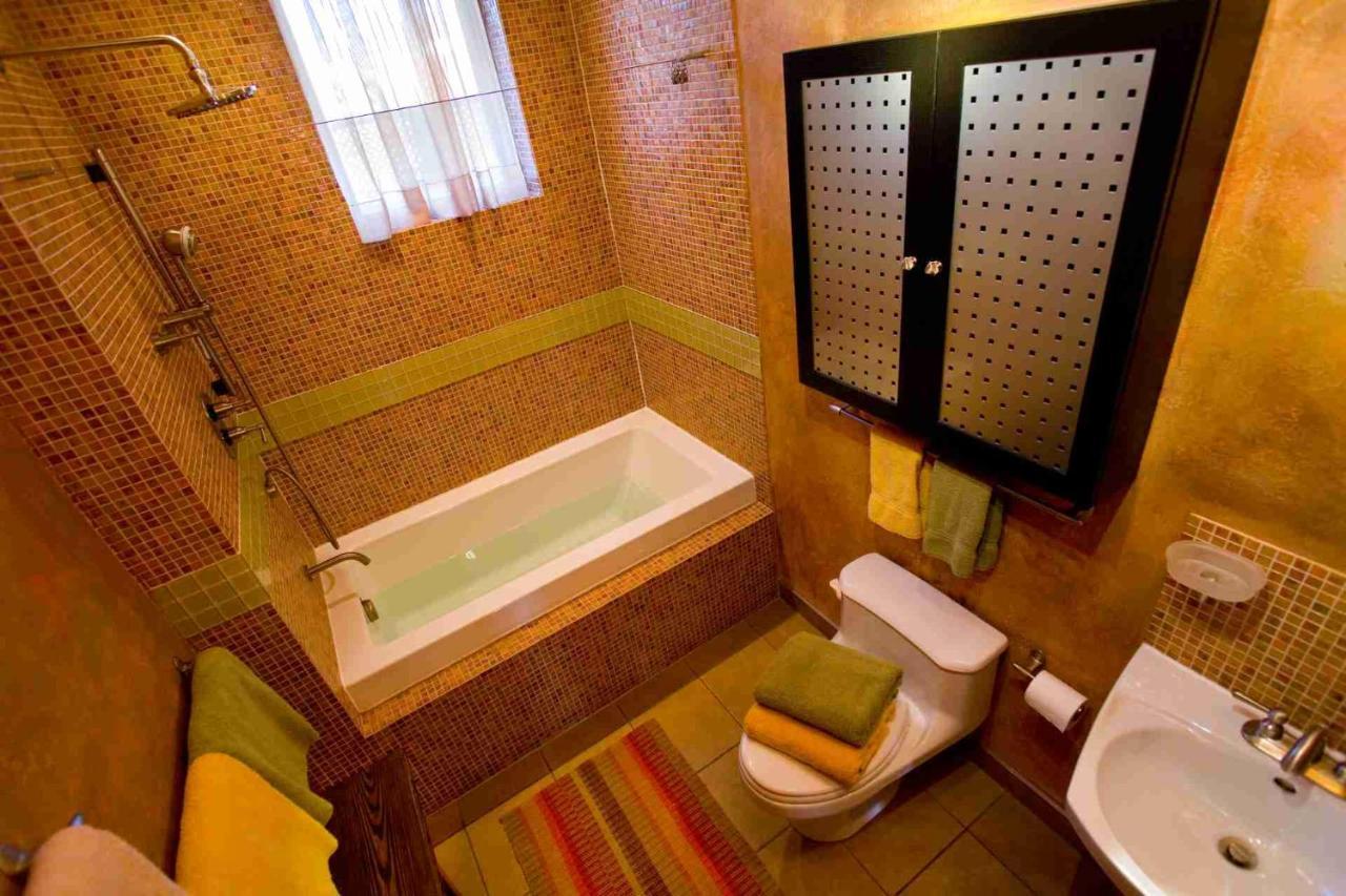 A La Carte Bed & Breakfast Montreal Exterior foto